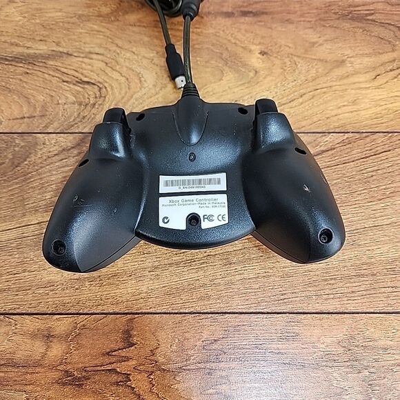 Microsoft Xbox Duke Controller X08-17160 – OEM Original Black Wired Gamepad - Picture 7 of 11